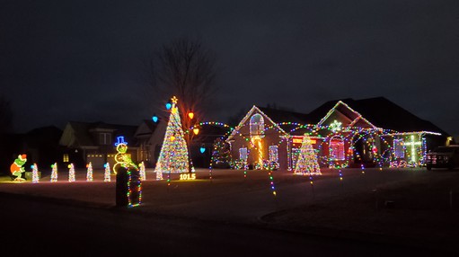 Local Light Shows - Take A Drive With Family & Friends (Must See ...